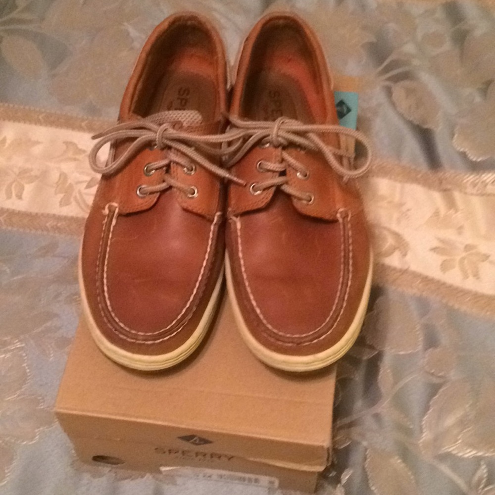 Sperry dark tan boat shoes
